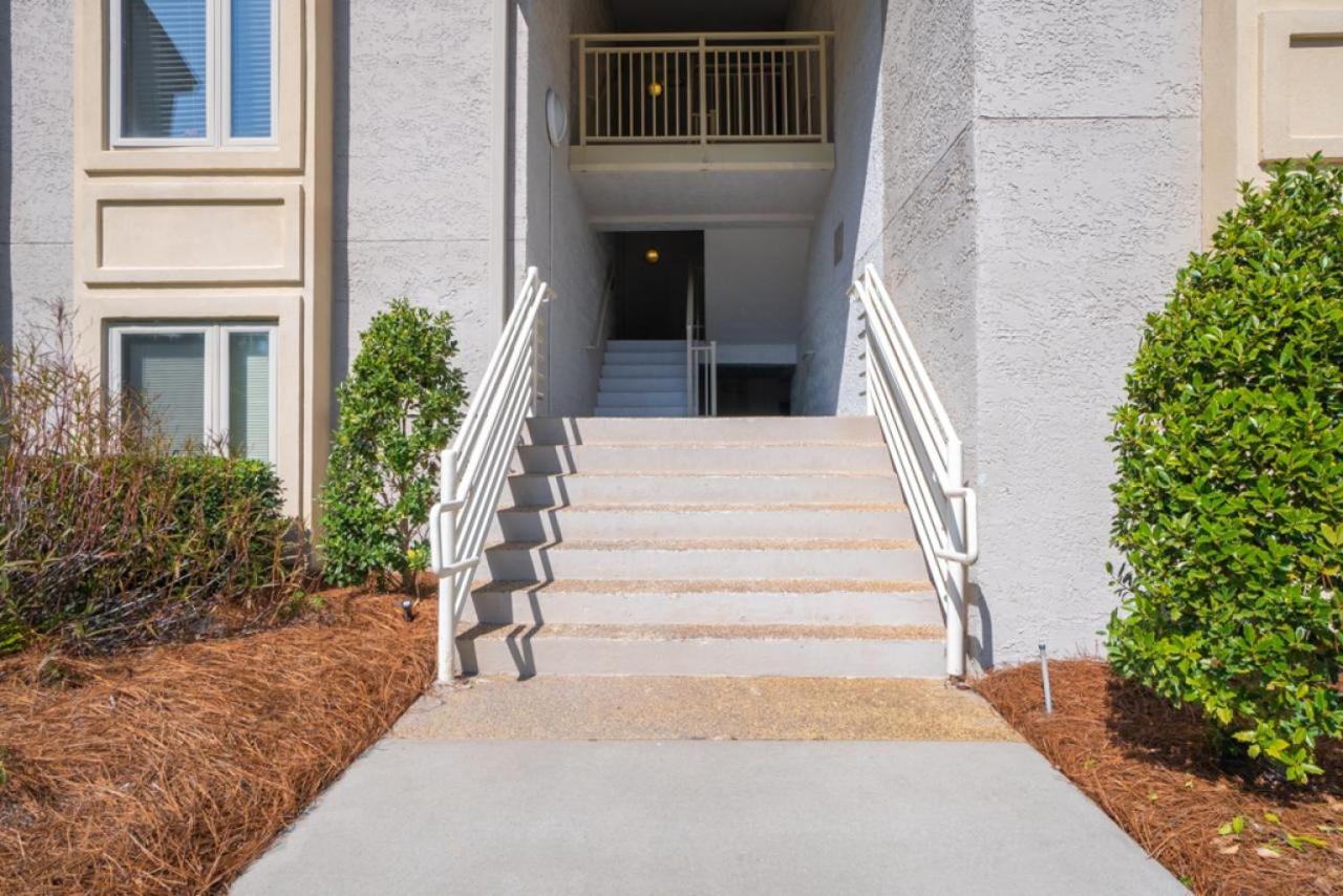 1686 Bluff Villas Renovated Sleeps 8 Walk To Salty Dog Sea Pines Hilton Head Island Eksteriør billede