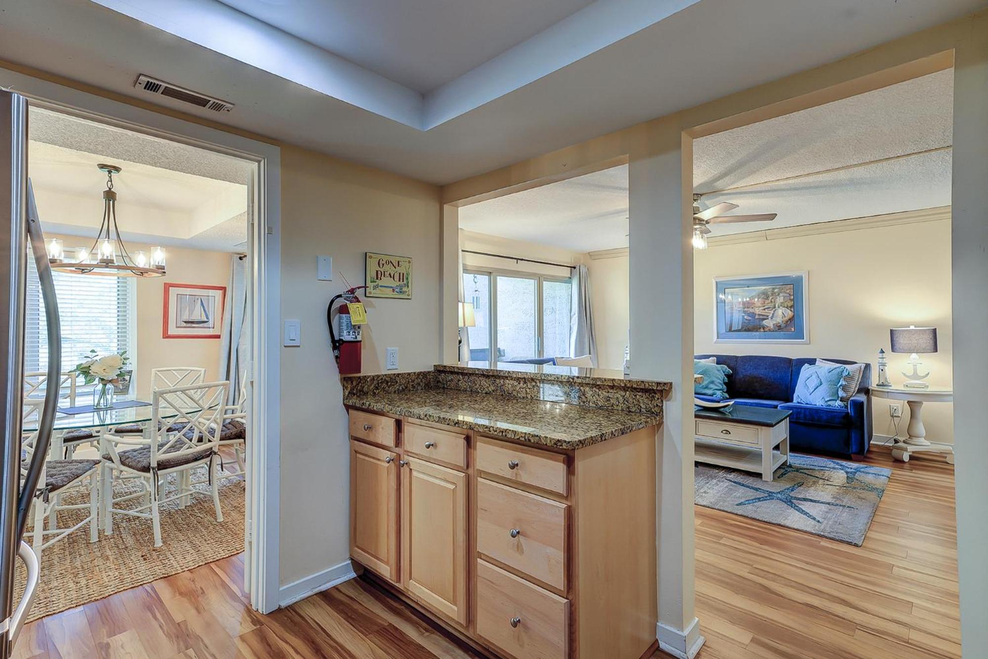 1686 Bluff Villas Renovated Sleeps 8 Walk To Salty Dog Sea Pines Hilton Head Island Eksteriør billede